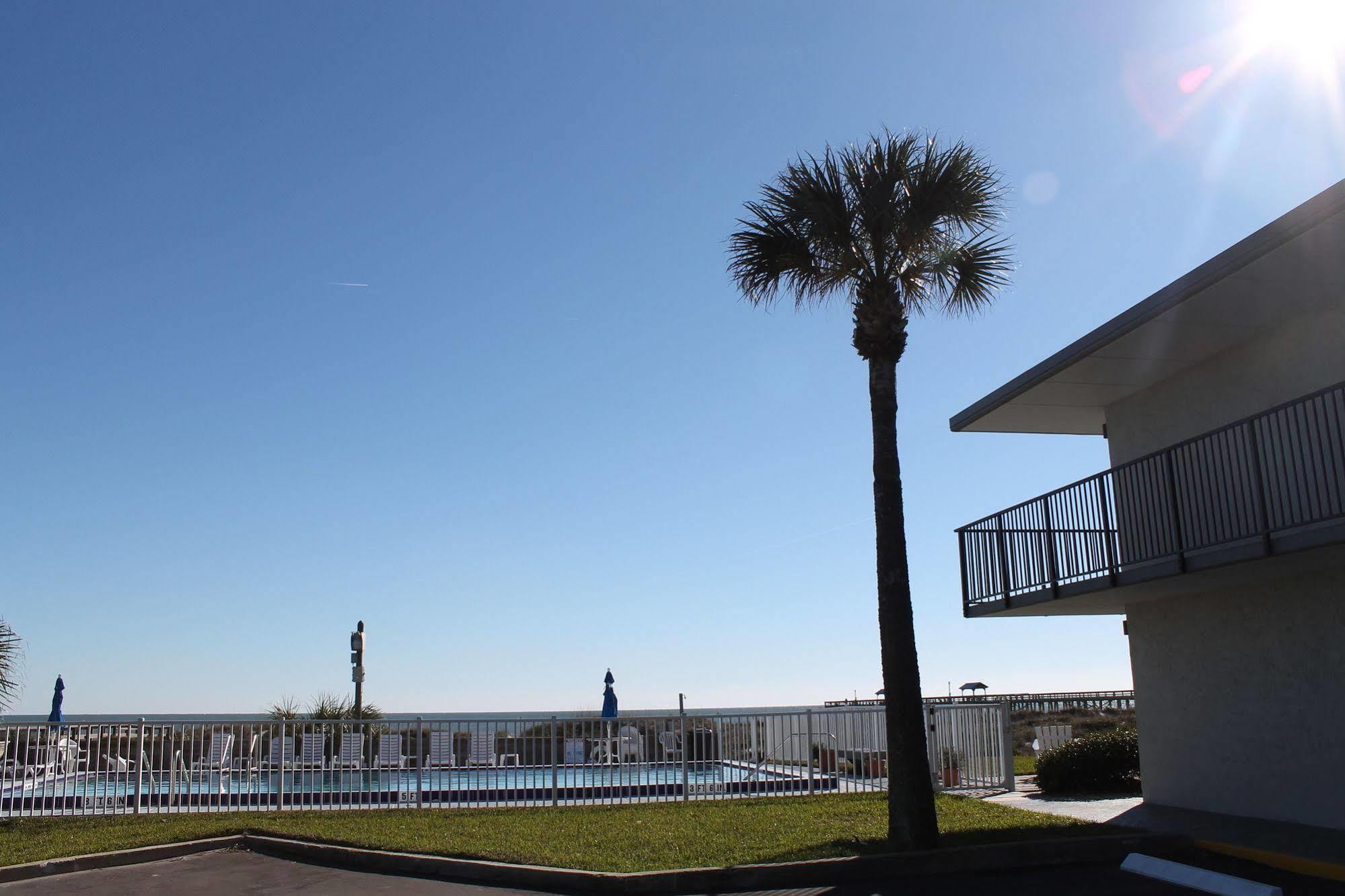 Beachside Motel - Amelia Island Amelia City Exterior photo